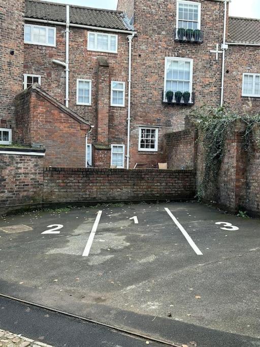 Aldwark View With Free Parking Apartment York Exterior foto